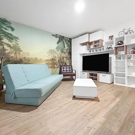 Saint-RaphaëlBalcon, Parking, Piscine Et Clim' A 2 Pas Du Port Santa Lucia公寓 外观 照片
